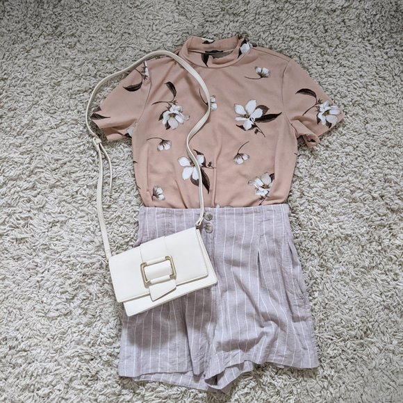 Dynamite Mock Neck Blouse - Picture 4 of 4